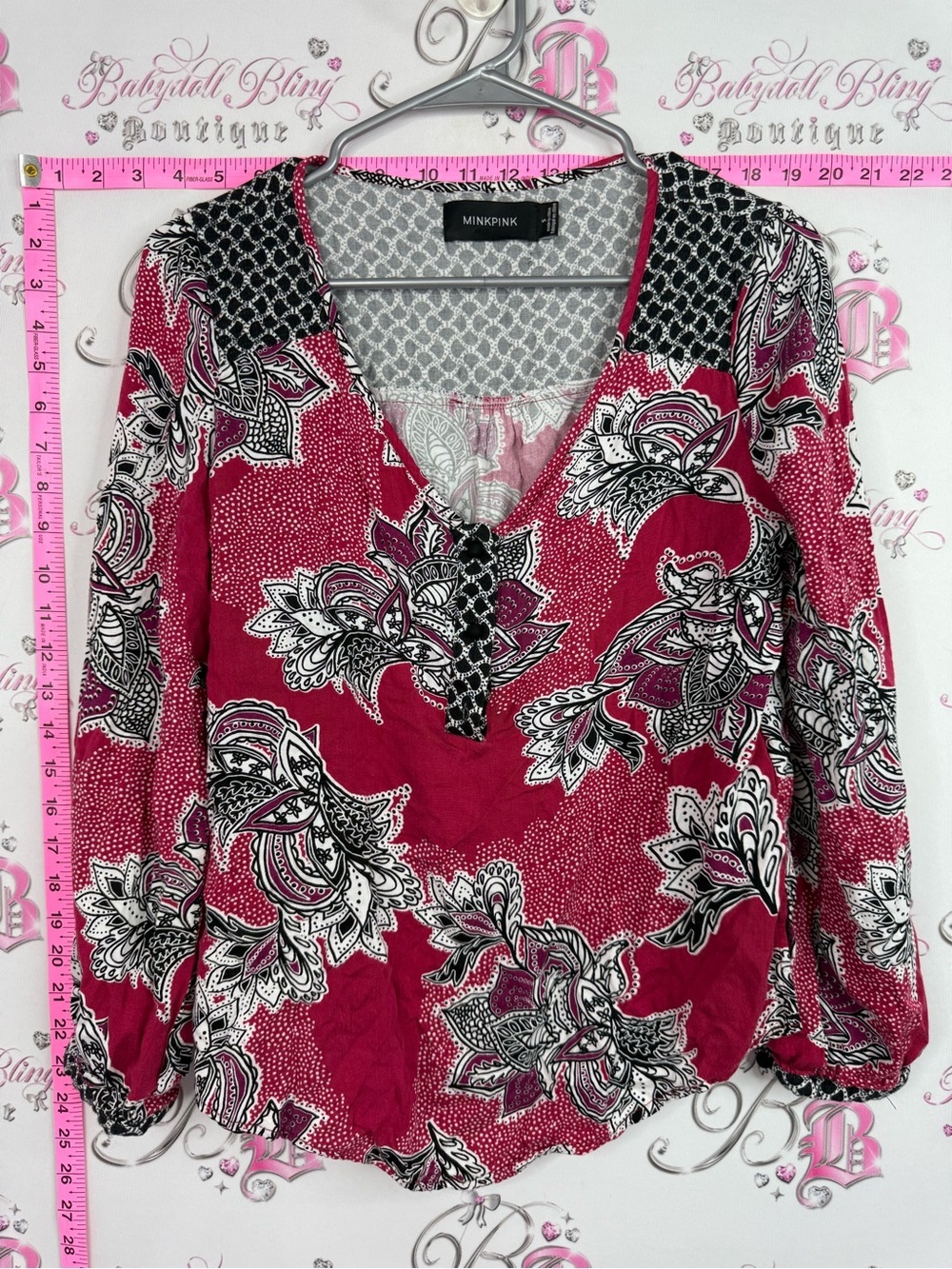 MINKPINK shirt Top Pink Floral Print V-Neck Blouse